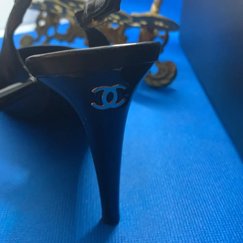CHANEL leather signature